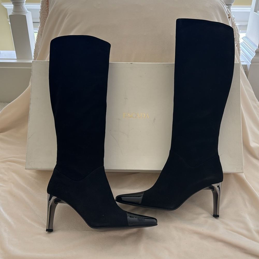Escada Boots - Picture 2 of 10